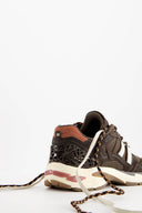 runner-2003-dark-cocoa-sneakers-dark-brown-coolway-productfoto-close-up-2