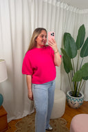 aurora-gebreide-trui-fuschia-sweet-like-you-model-vooraanzicht-5