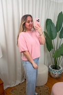 aurora-gebreide-trui-light-pink-sweet-like-you-model-vooraanzicht-5