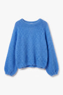 ottilia-gebreide-mohair-ronde-hals-trui-sky-blue-hemelsblauw-sweet-like-you-productfoto-vooraanzicht-1