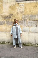 phien-blouse-glimmend-plissé-studio-amaya-grey-lookfoto-vooraanzicht-4