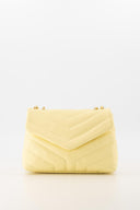 celine-leren-chevron-schoudertas-botergeel-butter-yellow-sweet-like-you-productfoto-vooraanzicht-2