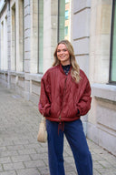 ondine-gewatteerde-pufferjas-bordeaux-adore-paris-lookfoto-vooraanzicht-3
