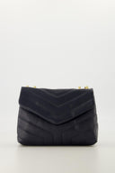 celine-leren-chevron-schoudertas-donkerblauw-navy-sweet-like-you-sienna-productfoto-vooraanzicht-2