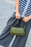 diara-schoudertas-olive-olijfgroen-lichtblauw-sweet-like-you-lookfoto-vooraanzicht-1