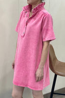 jaimy-mini-denim-jeans-jurk-fuchsia-sweet-like-you-modelfoto-vooraanzicht-2