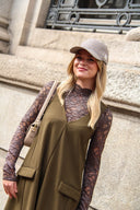 alysan-geruite-pet-beige-bruin-creme-suncoo-paris-lookfoto-vooraanzicht-1