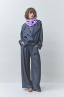 jovial-pantalon-broek-carbone-donkergrijs-suncoo-paris-modelfoto-vooraanzicht-1
