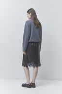 pristo-gebreide-strass-sweater-carbone-grijs-suncoo-paris-modelfoto-achteraanzicht-1