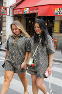 janne-luipaard-denim-jeans-playsuit-leopard-sweet-like-you-model-vooraanzicht-2