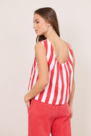 Janine-gestreepte-denim-jeans-top-red-Sweet-Like-You-modelfoto-achteraanzicht-1