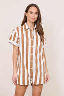 Janne-gestreepte-denim-jeans-playsuit-chocolat-Sweet-Like-You-modelfoto-vooraanzicht-4