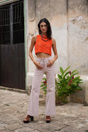 elena-jeans-broek-roze-sweet-like-you-modelfoto-vooraanzicht-1
