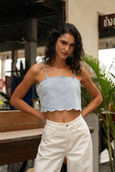 filo-denim-jeans-crop-top-light-blue-sweet-like-you-modelfoto-vooraanzicht-1