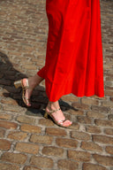 susanna-sandalen-met-hak-gold-sweet-like-you-modelfoto-vooraanzicht-1