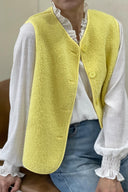 justine-teddy-mouwloos-vest-geel-sweet-like-you-modelfoto-vooraanzicht-1