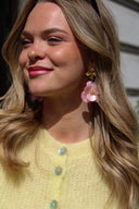 rosalie-oorbellen-rose-sweet-like-you-modelfoto-close-up-1
