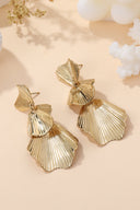Camellia-oorbellen-gold-sweet-like-you-productfoto-vooraanzicht-2
