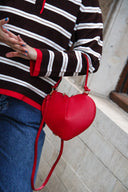 lamour-leren-hart-schoudertas-rood-sweet-like-you-lookfoto-close-up-1