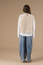 ludmila-mouwloos-teddy-vest-beige-adore-paris-model-achteraanzicht-1