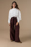 myriam-geklede-broek-bordeaux-adore-paris-model-vooraanzicht-1