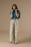 myriam-geklede-broek-dark-beige-adore-paris-model-vooraanzicht-2