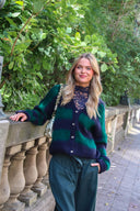 sora-mohair-gestreepte-gebreide-v-hals-cardigan-vest-dark-green-donkergroen-navy-donkerblauw-sweet-like-you-lookfoto-vooraanzicht-1