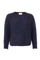 silke-mohair-trui-navy-orla-antwerpen-productfoto-vooraanzicht-1