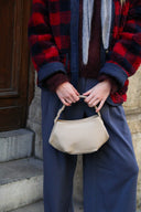 sweet-like-you-song-leren-handtas-cream-lookfoto-vooraanzicht-1