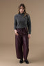 timo-nepleren-broek-bordeaux-adore-paris-model-vooraanzicht-2