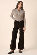 elenette-corduroy-denim-jeans-broek-sweet-like-you-chocolate-brown-chocoladebruin-modelfoto-vooraanzicht-1