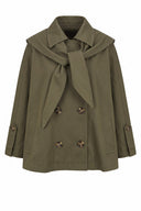 danica-korte-trenchcoat-cape-jas-donkergroen-khaki-sweet-like-you-productfoto-vooraanzicht-1