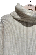 lina-gebreide-trui-beige-sweet-like-you-productfoto-detail-1