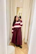 amber-gestreepte-gebreide-polo-trui-bordeaux-roze-sweet-like-you-sienna-etalagefoto-vooraanzicht-2