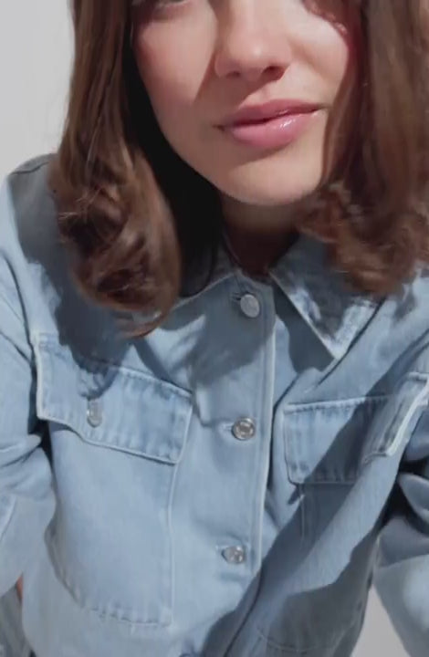 geviva-denim-jas-light-soft-wash-mbym-video-vooraanzicht-1