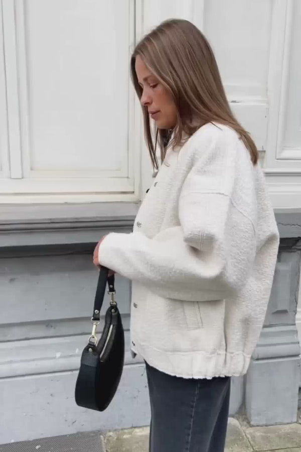 frankie-denim-maxi-rok-zwart-neo-noir-model-video-1