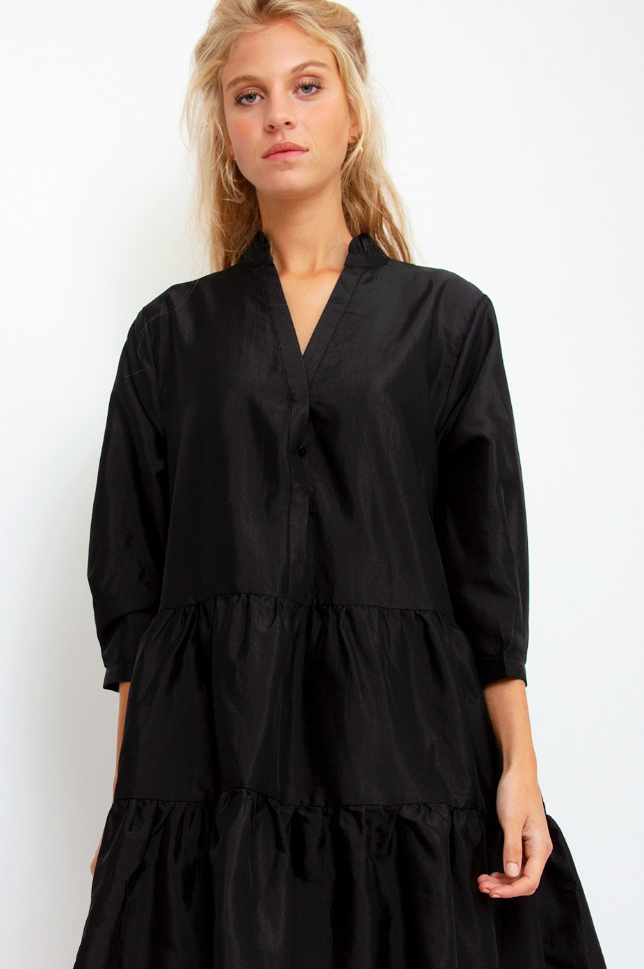 Fame Dress Black Product - Sienna Goodies