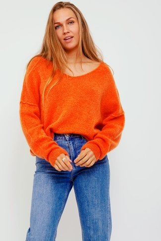 Mohair V-Neck Sweater Orange Orla Antwerp
