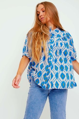 Short Sleeved Graphic Top Blue Sweet Like You