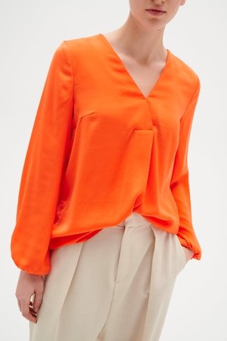 Rinda Long Sleeved Top Flame Orange In Wear
