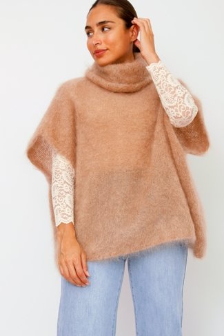 Mohair Turtleneck Sweater Camel Sweet Like You