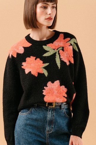 Luzerne Floral Sweater Black Grace and Mila